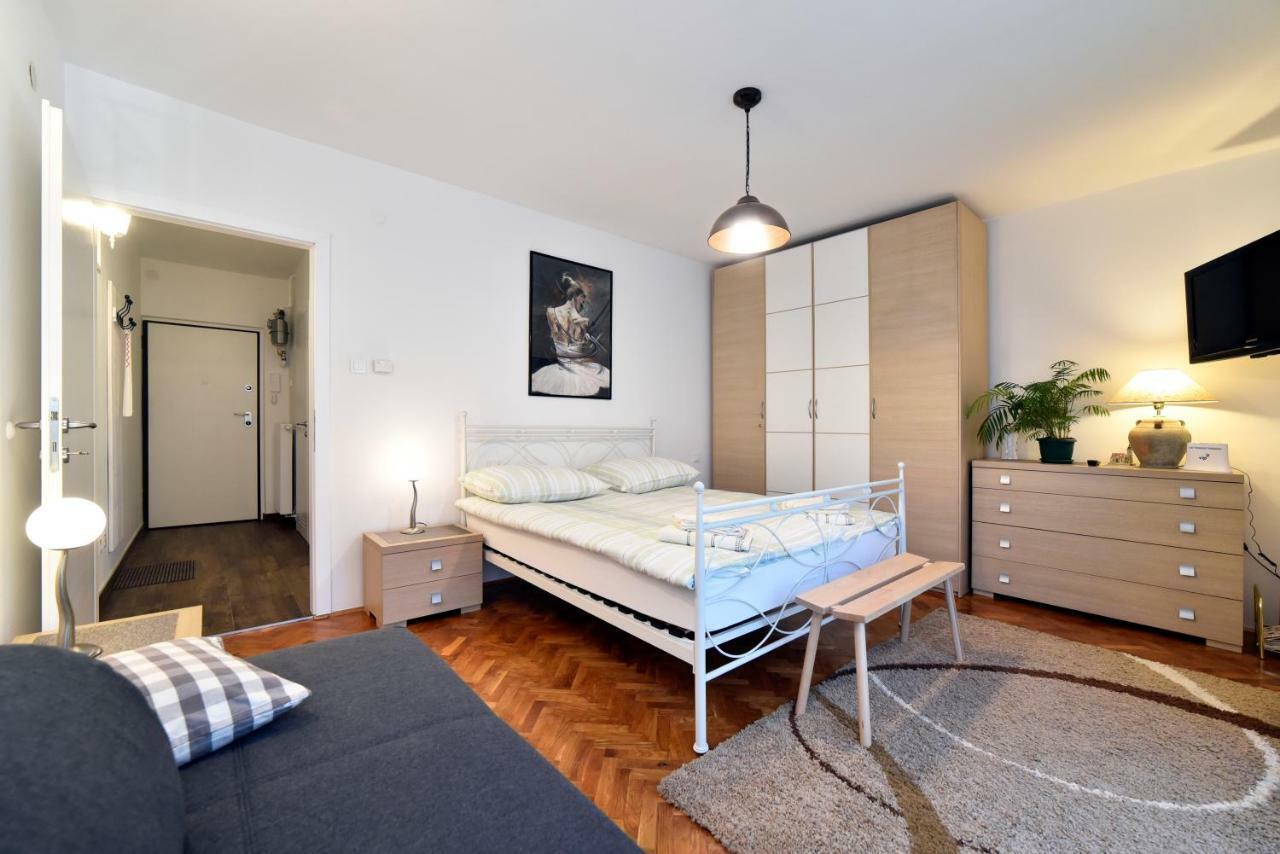 Apartman Nola ザグレブ エクステリア 写真